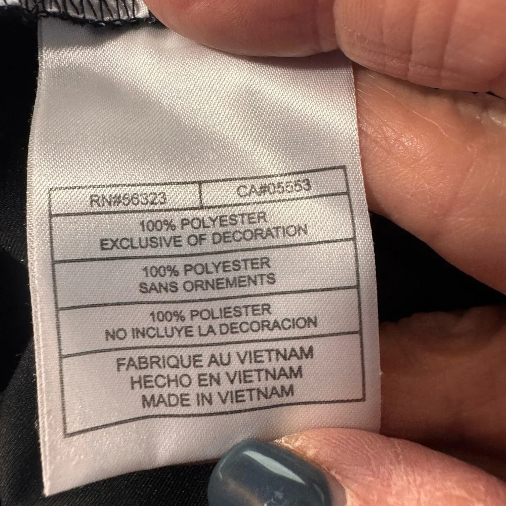 Nike Fit Dry Women's Black and White Utility Jacket